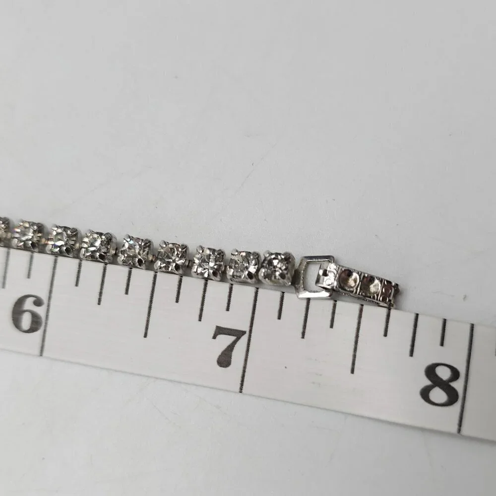 Vintage Silver Tone Clear Rhinestone Bracelet With Elegant Snap Clasp